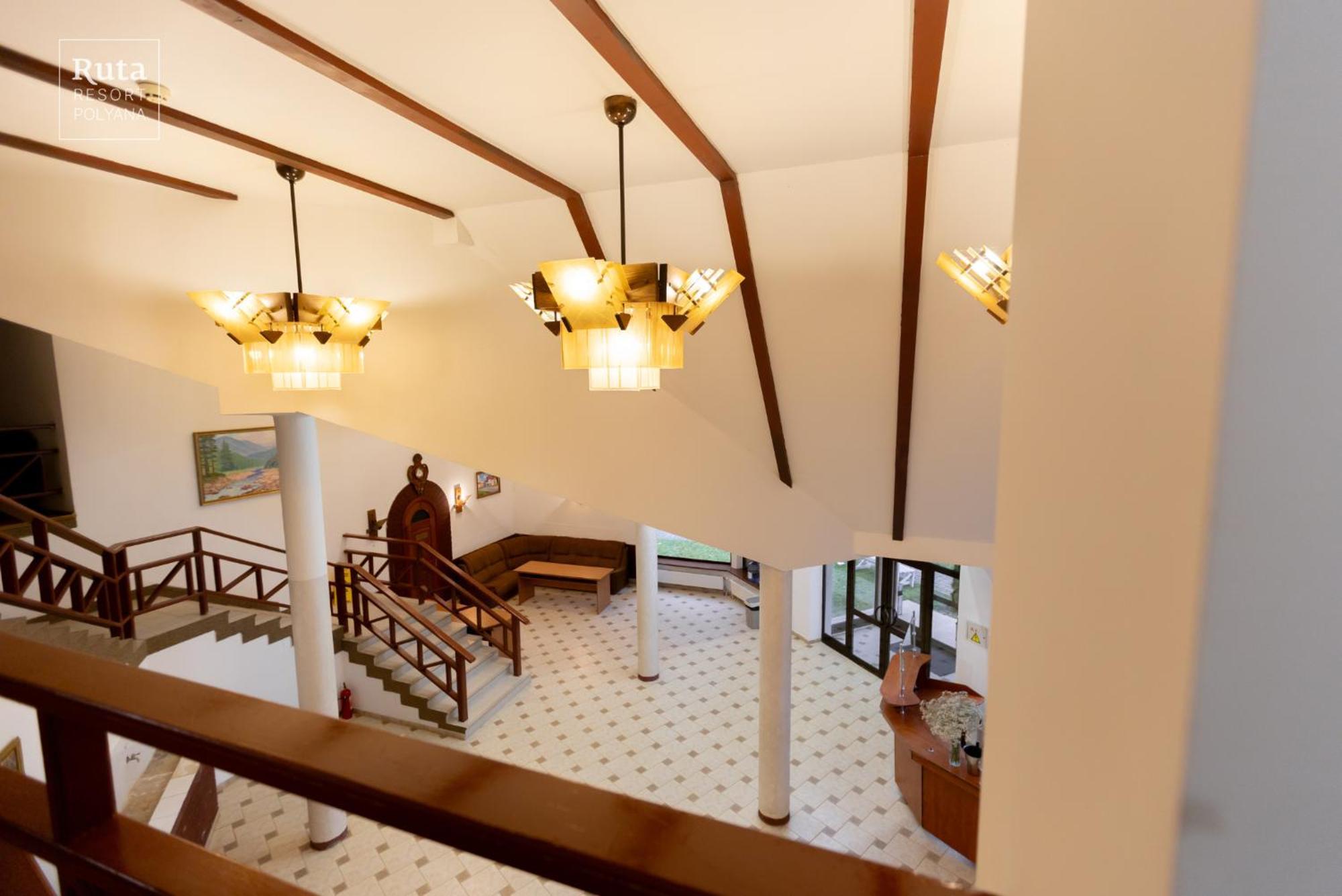 Ruta Resort Polyana Luaran gambar